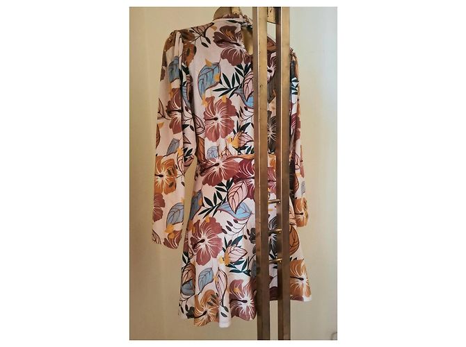 Autre Marque Lumina Kleid mit Blumenmuster Braun Pink Rot Beige Grün Gelb Dunkelbraun Hellblau - Ansicht 11