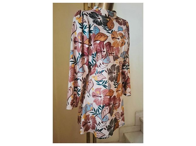Autre Marque Lumina Kleid mit Blumenmuster Braun Pink Rot Beige Grün Gelb Dunkelbraun Hellblau - Ansicht 8