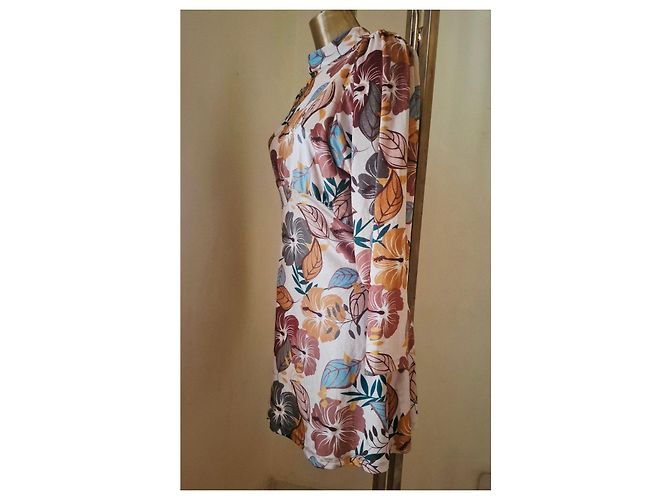 Autre Marque Lumina Kleid mit Blumenmuster Braun Pink Rot Beige Grün Gelb Dunkelbraun Hellblau - Ansicht 9