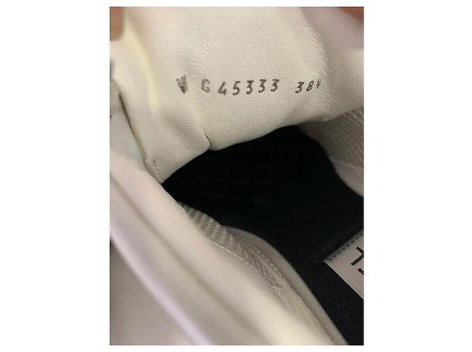 Chanel Logo Sneaker Leder bordeaux rosa weiß - Ansicht 3
