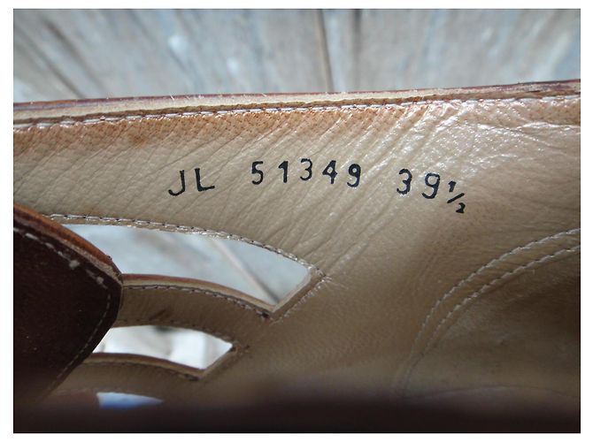 Sandali con tacco Stuart Weitzman Tyborg in pelle marrone - vista 2