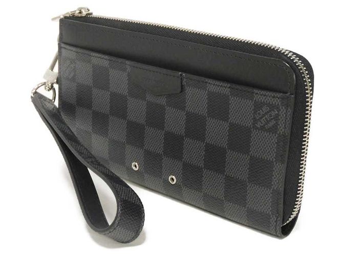 Louis Vuitton Zippy Dragonne Long Wallet Black - view 2