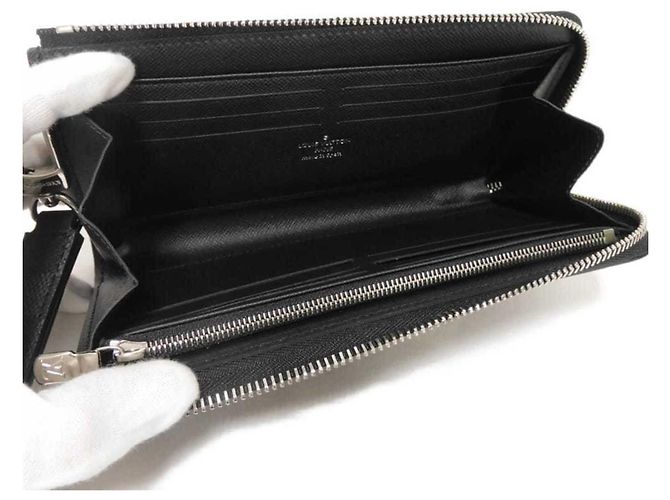 Louis Vuitton Zippy Dragonne Long Wallet Black - view 5