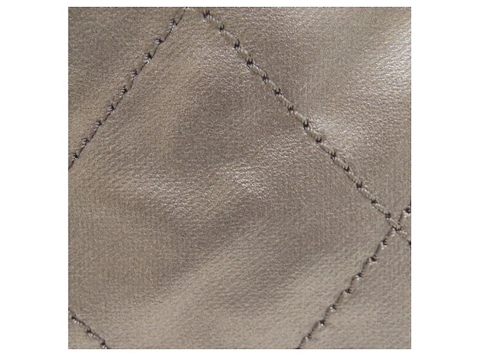 Borsa a mano Chanel Paris Biarritz PM Argento Bianco - vista 16