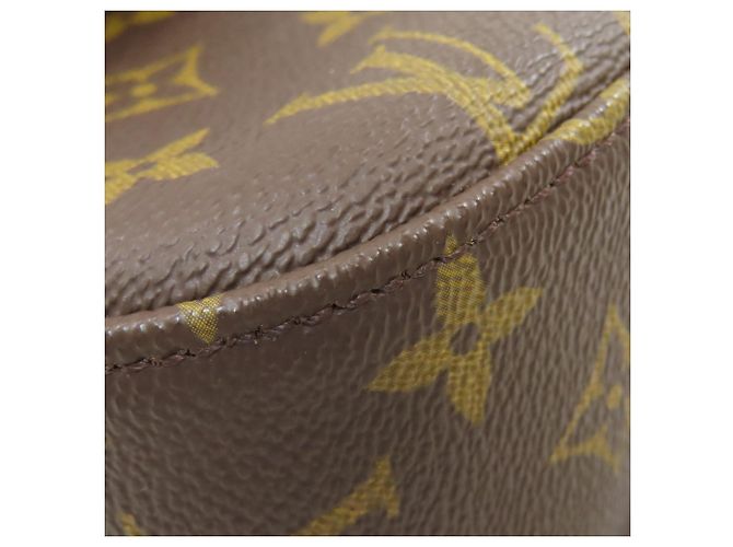 Louis Vuitton M51242 Saint Cloud Shoulder Bag Monogram - view 22