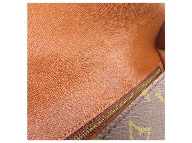 Louis Vuitton M51242 Saint Cloud Shoulder Bag Monogram - view 9