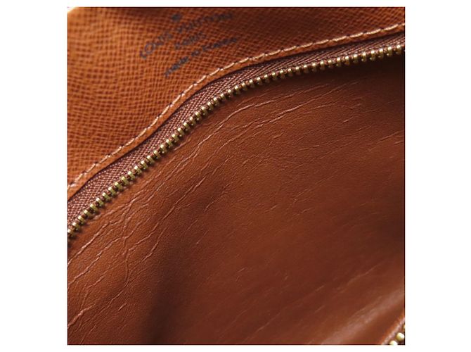 Borsa a Spalla Nile M45244 di Louis Vuitton Monogramma - vista 8