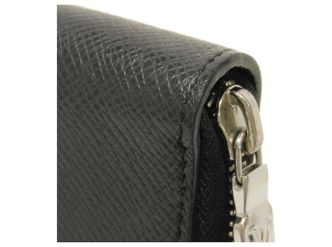 Zippy Louis Vuitton Taiga Noir Long Wallet Black - view 20