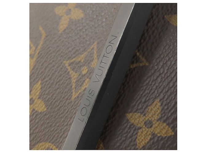 Borsa a Spalla Louis Vuitton M40935 District PM Monogram Macassar Marrone Nero Monogramma - vista 10