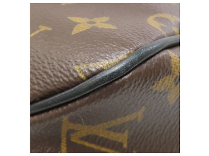 Borsa a Spalla Louis Vuitton M40935 District PM Monogram Macassar Marrone Nero Monogramma - vista 17