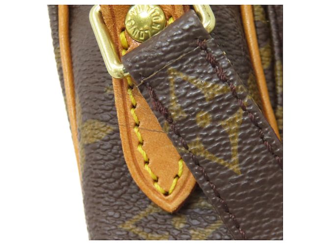 Borsa a Spalla Amazon M45236 di Louis Vuitton Monogramma - vista 18