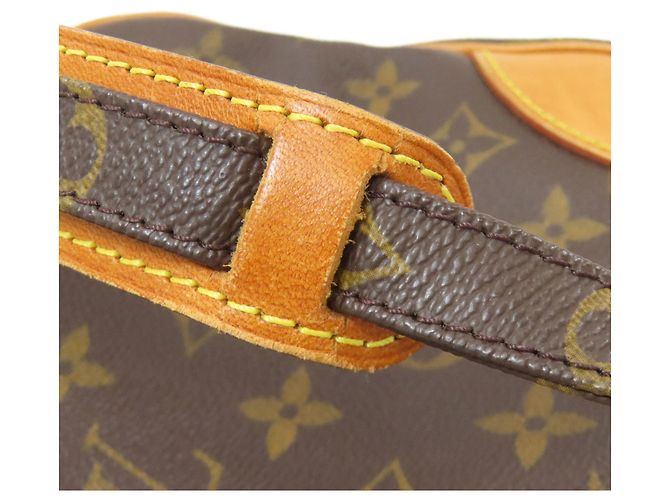 Borsa a Spalla Amazon M45236 di Louis Vuitton Monogramma - vista 21