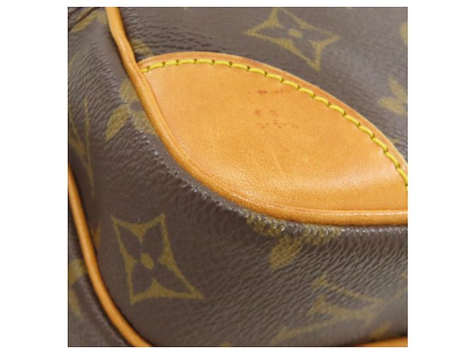 Borsa a Spalla Amazon M45236 di Louis Vuitton Monogramma - vista 24