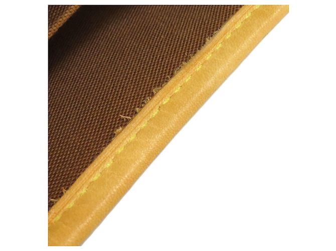 Borsa a Spalla Sologne M42250 di Louis Vuitton Marrone Monogramma - vista 11