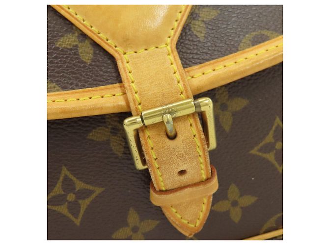 Borsa a Spalla Sologne M42250 di Louis Vuitton Marrone Monogramma - vista 17