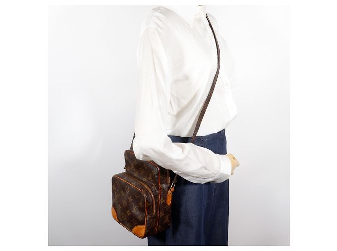 Borsa a Spalla Amazon Louis Vuitton M45236 Marrone - vista 17
