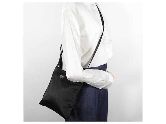 Borsa a spalla in satin Prada Nero - vista 13