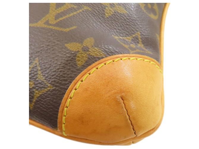 Borsa Louis Vuitton M51141 Coussin GM Marrone Monogramma - vista 17