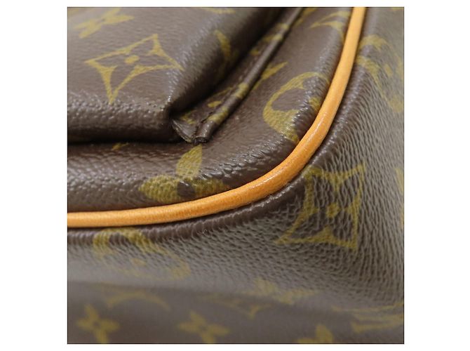Borsa a Spalla Viva-Cite GM M51163 di Louis Vuitton Marrone Monogramma - vista 15