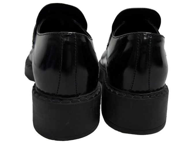 Mocassini in pelle nera Prada spazzolata Nero - vista 3
