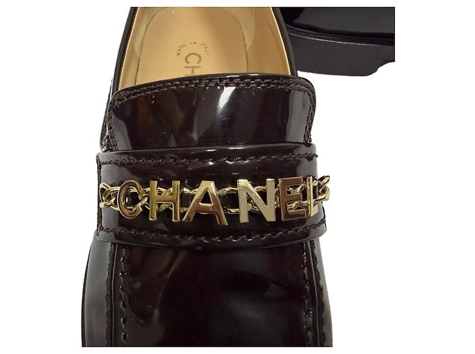 Timeless Mocassini con logo lucido Chanel in pelle di vitello marrone Rosso - vista 7