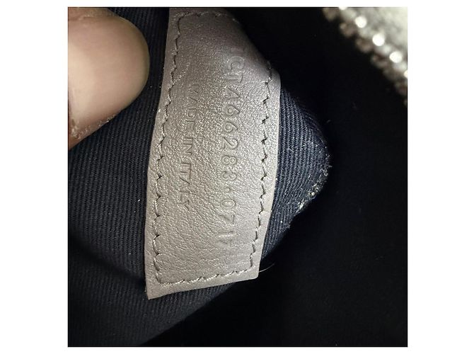 Bolsa Sac De Jour Nano da Saint Laurent em couro cinza - vista 10