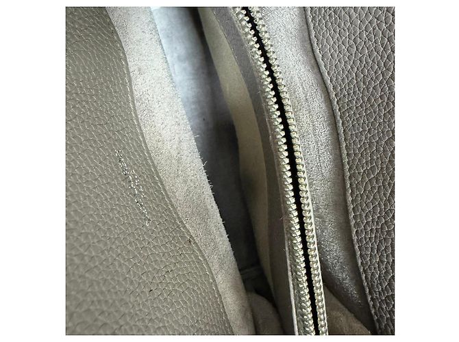 Bolsa Sac De Jour Nano da Saint Laurent em couro cinza - vista 6