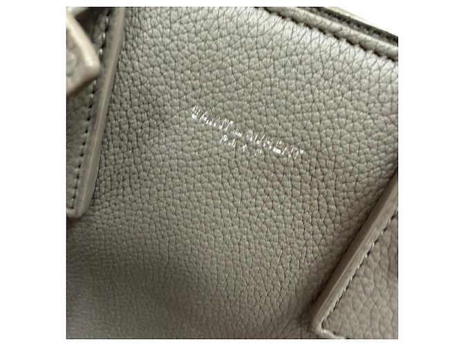 Bolsa Sac De Jour Nano da Saint Laurent em couro cinza - vista 9