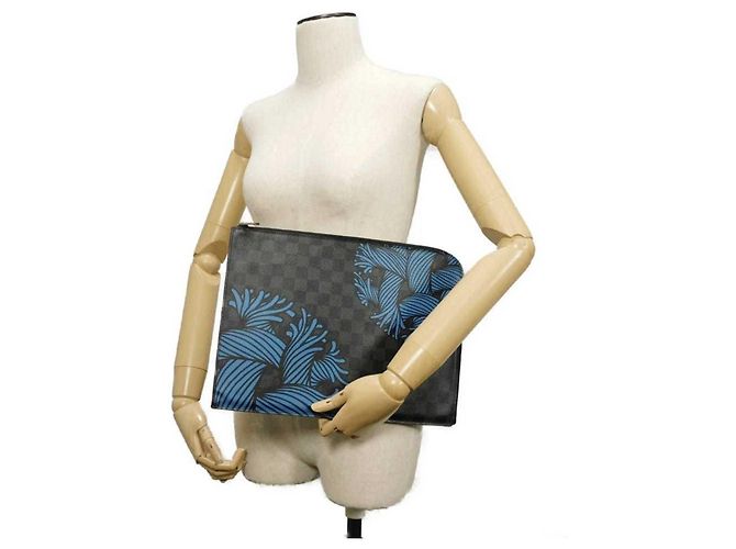 Pochette Jour GM de Louis Vuitton Noir Bleu - vue 2