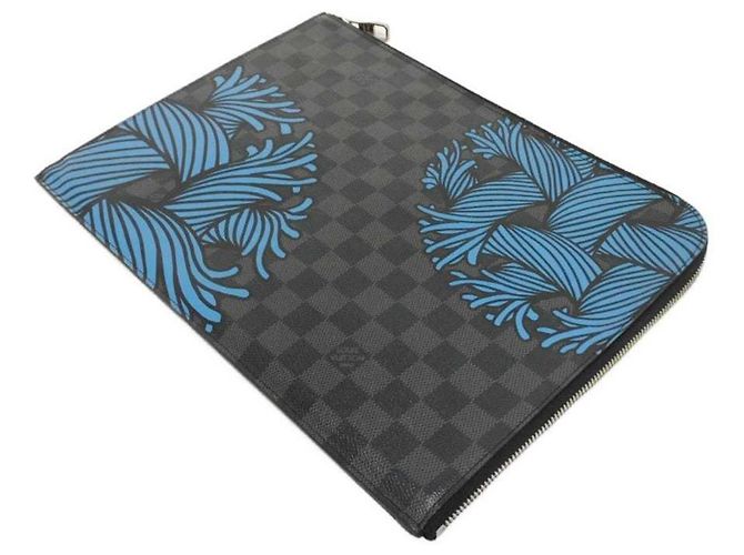 Pochette Jour GM de Louis Vuitton Noir Bleu - vue 4