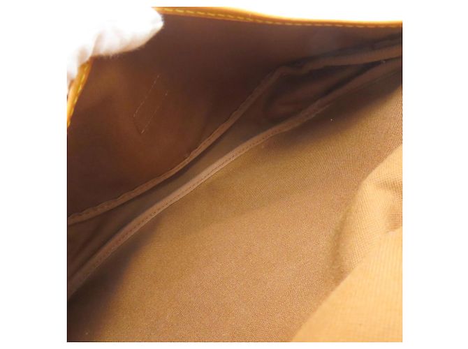 Borsa a Spalla Saumur MM M40710 Louis Vuitton Monogramma - vista 5