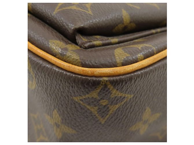 Borsa a Spalla Viva-Cite GM M51163 di Louis Vuitton Monogramma - vista 18