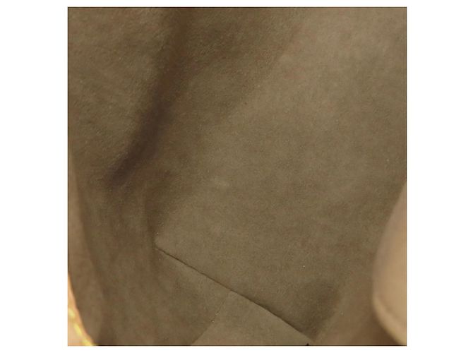 Borsa a mano Judy MM M40256 di Louis Vuitton Nero - vista 13