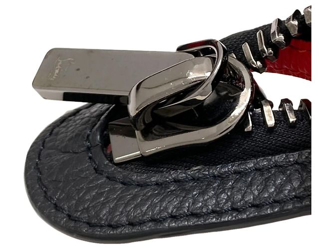 Borsa Cabiker di Christian Louboutin Nero - vista 18