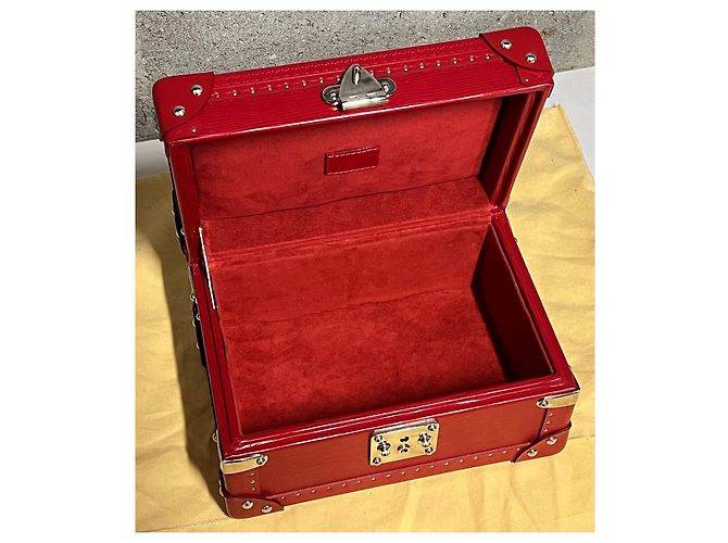 Louis Vuitton Coffret Trésor 24 en cuir Epi rouge - vue 5