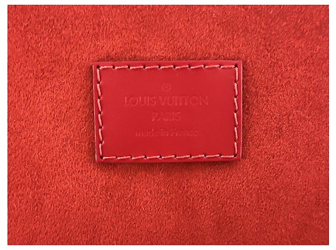 Louis Vuitton Coffret Trésor 24 en cuir Epi rouge - vue 6