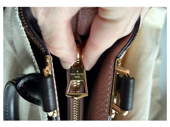 Borsa Louis Vuitton Brittany Damier Ebene Pelle Rosa - vista 14