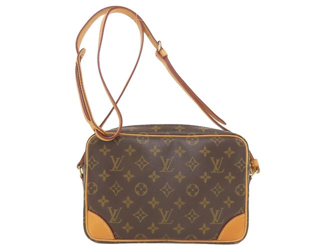 Borsa a Spalla Trocadero 27 M51274 di Louis Vuitton Monogramma - vista 2