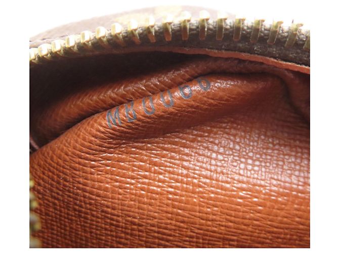 Borsa a Spalla Trocadero 27 M51274 di Louis Vuitton Monogramma - vista 7