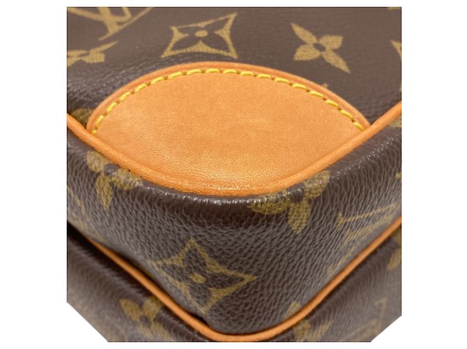 Bolsa de Ombro Amazon M45236 da Louis Vuitton Monograma - vista 13