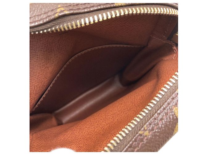 Bolsa de Ombro Amazon M45236 da Louis Vuitton Monograma - vista 5