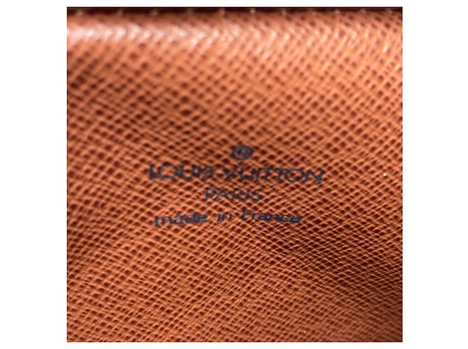 Bolsa de Ombro Amazon M45236 da Louis Vuitton Monograma - vista 6