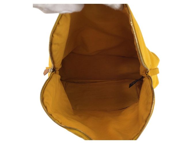 Pochette in tela Bolide di Hermès Giallo Senape - vista 7