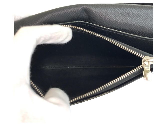 Portafoglio Taiga Louis Vuitton Nero - vista 6