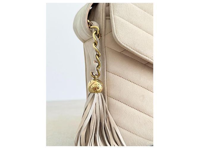 Maxi in suede vintage di Chanel Beige - vista 10