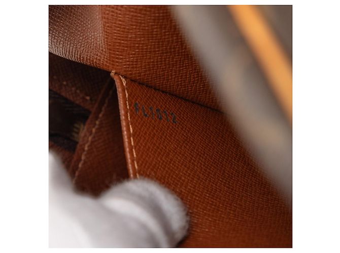 Borsa a mano Monogram Cite MM Louis Vuitton Marrone - vista 7