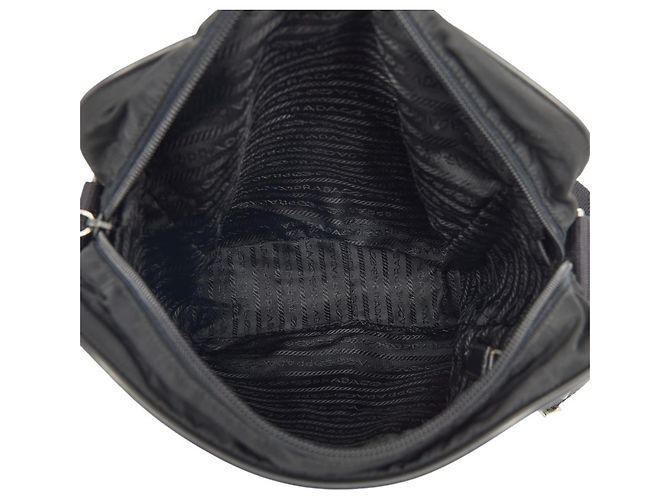 Bolsa de ombro com placa de logo triangular Prada Preto - vista 8