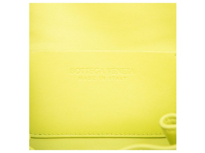 Borsa a Spalla Bottega Veneta Beak Small Triangle Flap Giallo - vista 5