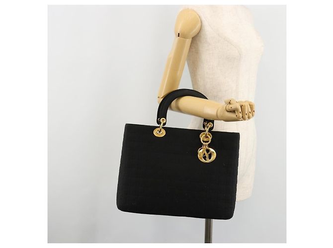 Christian Dior Borsa Lady Dior Canage in nylon nero e oro Auth ep14110 D'oro - vista 23
