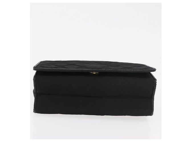 CHANEL Borsa a Spalla Matelassé con Catena Nylon Nero Oro CC Auth 176872 D'oro - vista 5